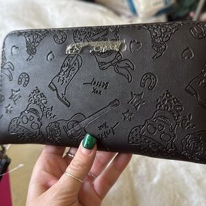 BETSEY JOHNSON Black Cowboy Skulls Boots Guitars RODEO Wristlet Wallet Cowgirl